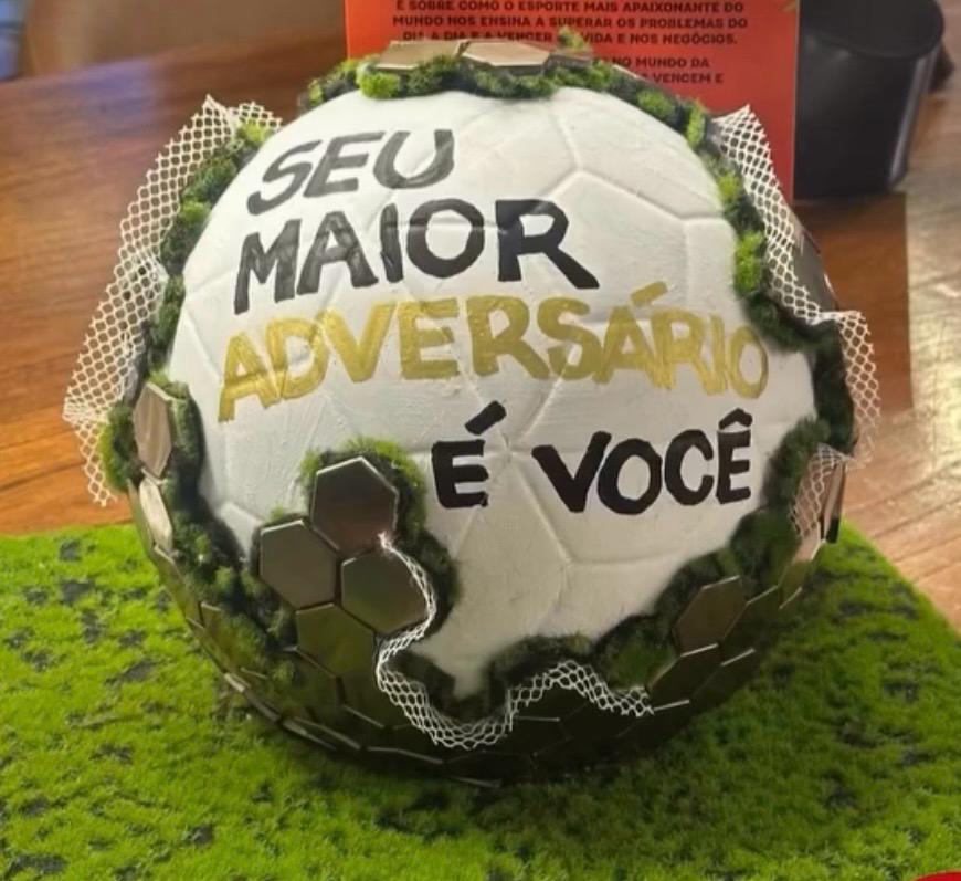 Vença-te!